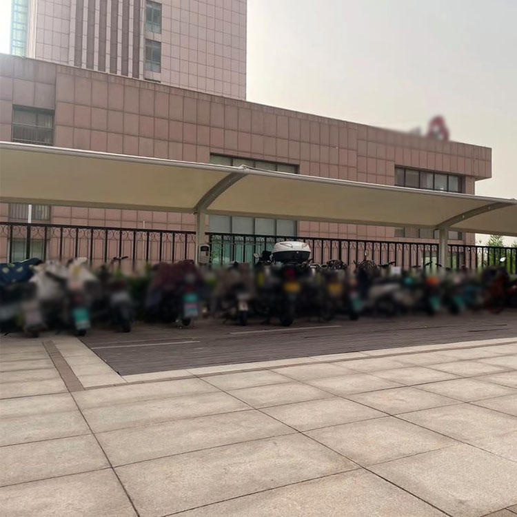 伊兰县膜结构电动车棚