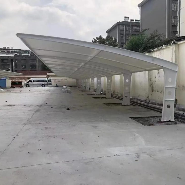 伊兰县膜结构汽车棚